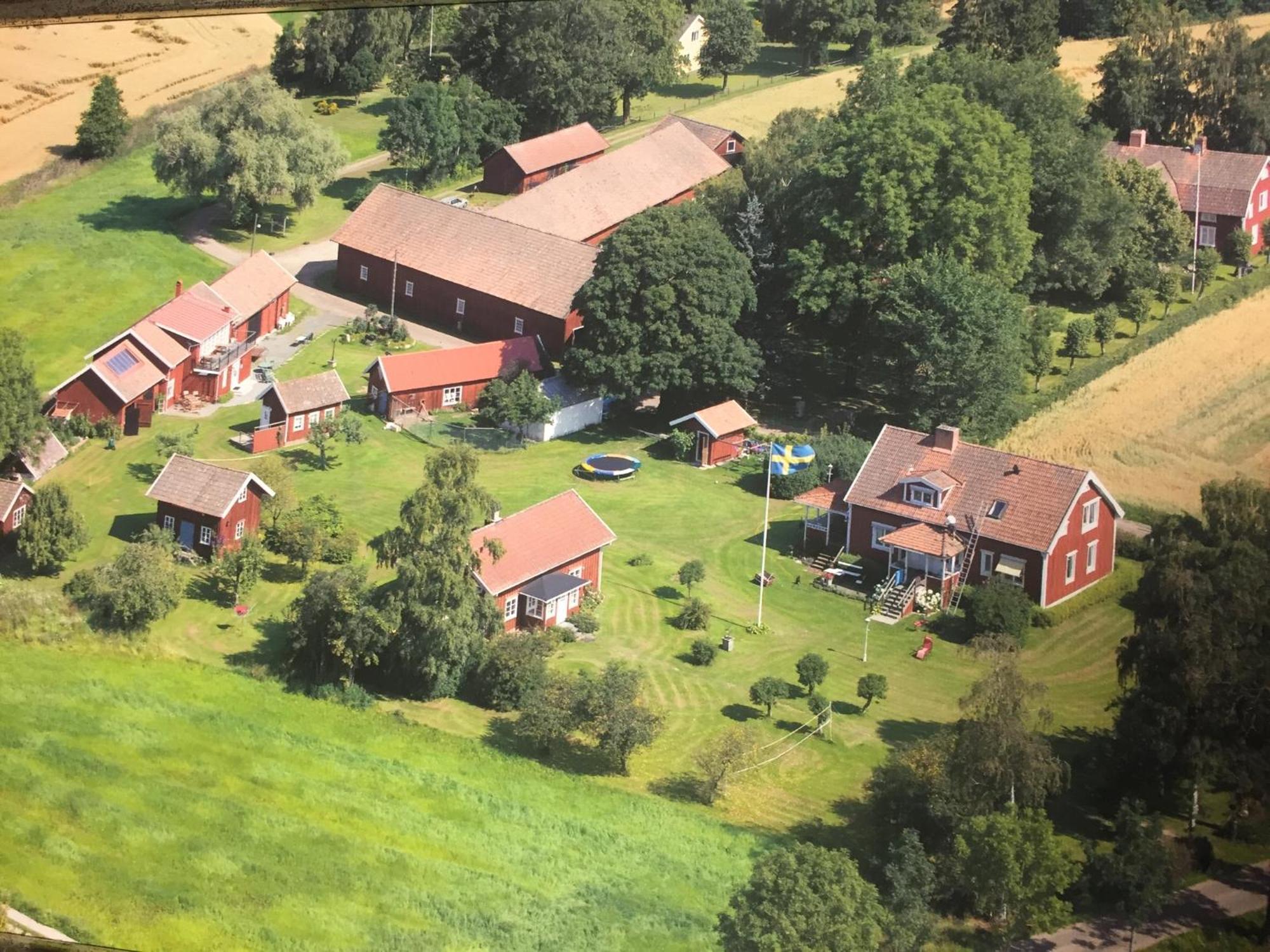 Källby Aeventyrsgardens Vandrarhem, Kinnekulle מראה חיצוני תמונה