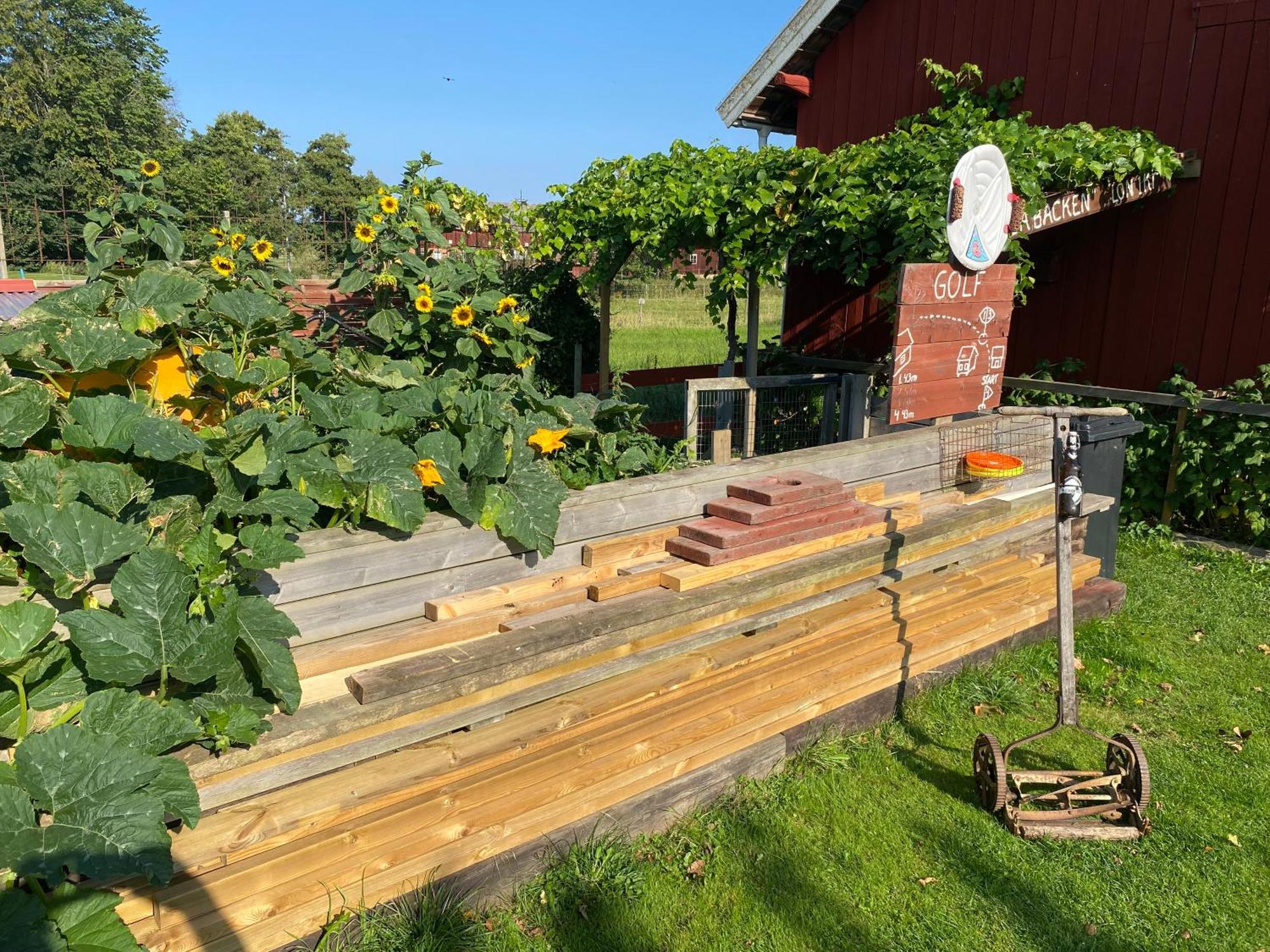 Källby Aeventyrsgardens Vandrarhem, Kinnekulle מראה חיצוני תמונה