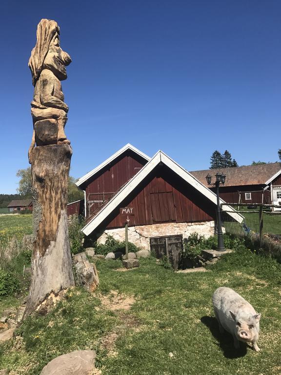Källby Aeventyrsgardens Vandrarhem, Kinnekulle מראה חיצוני תמונה